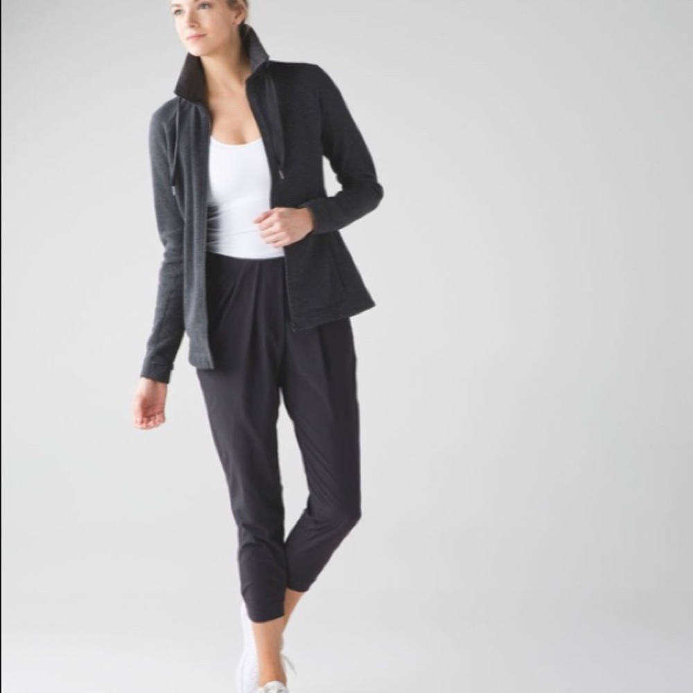 Lululemon Keepsake Dance Travel Pants NWOT/ Size 4